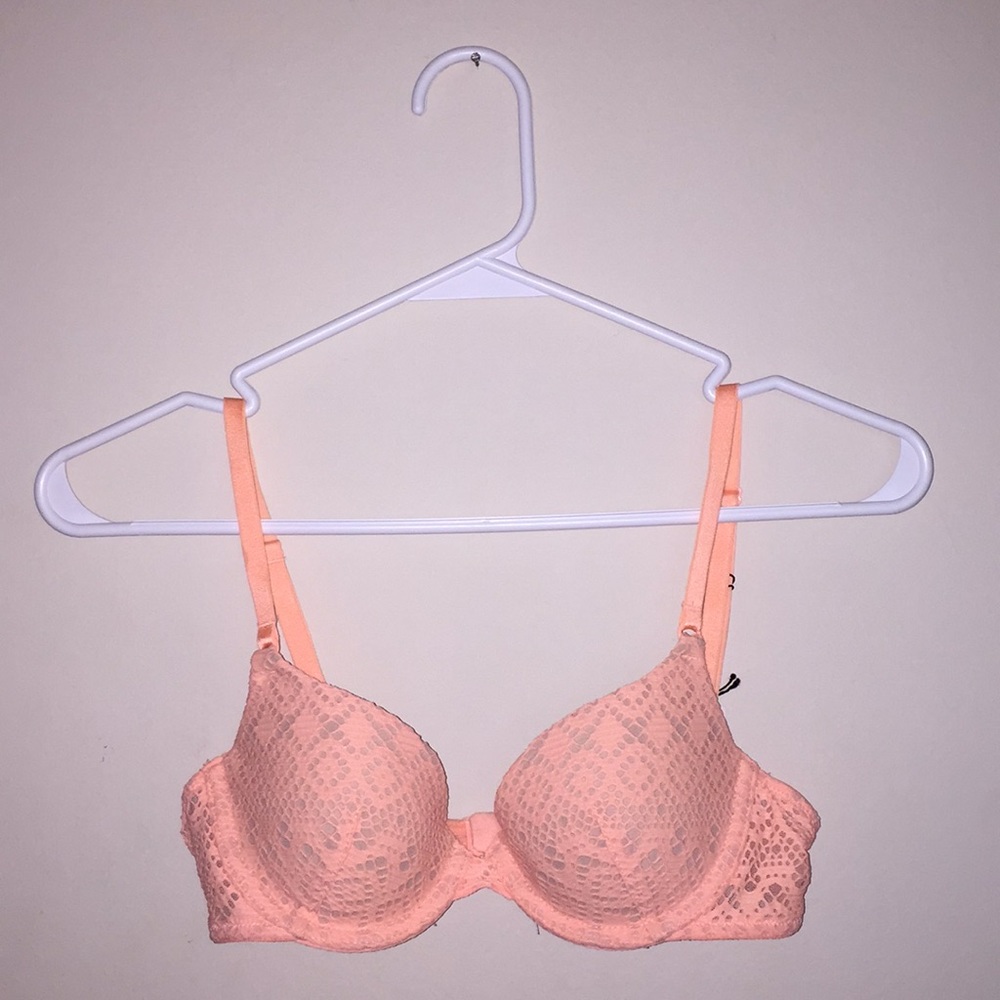 Victoria’s Secret bra